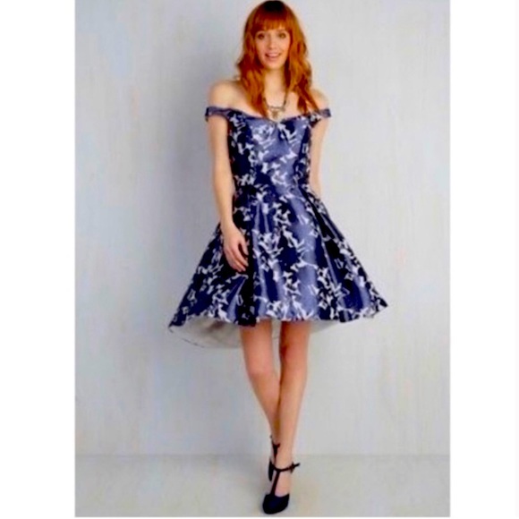 Modcloth Dresses & Skirts - NWT Jacquard Floral Dress